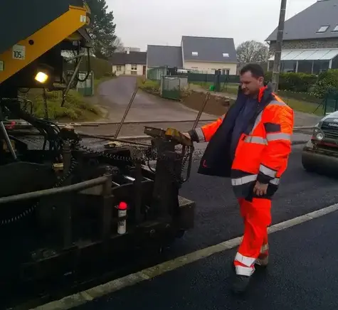 chauffeur de finisseur indépendant Nantes-3