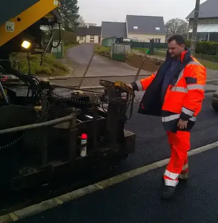 chauffeur de finisseur indépendant Tours-4