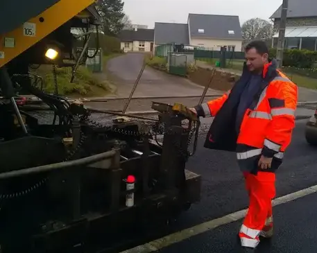 réglage de tables de finisseurs Rennes-3